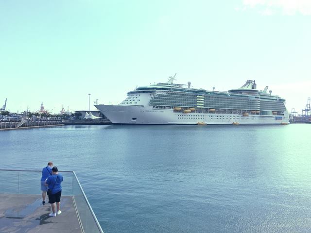 Independence of the seas en LPGC