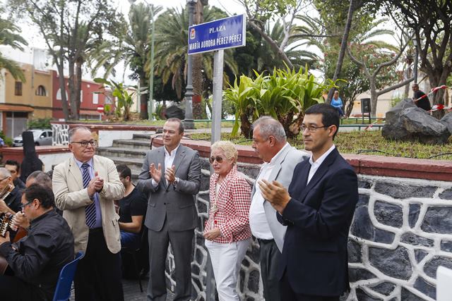 El Ayuntamiento rinde homenaje a María Aurora Pérez