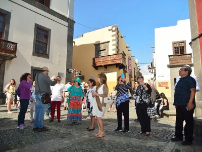 Turistas en Vegueta