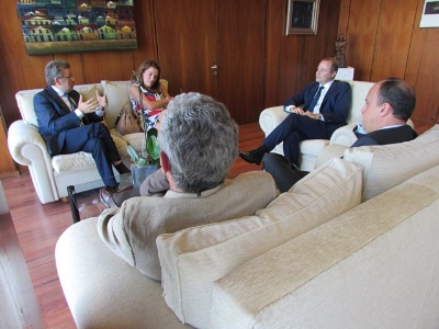 Hidalgo y Pedro Quevedo se reúnen con el nuevo presidente de Mercasa 3