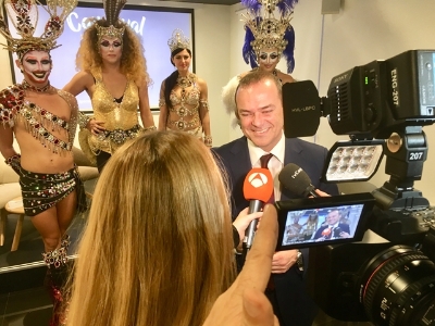 El Alcalde Augusto Hidalgo en la presentacion del Carnaval en Madrid