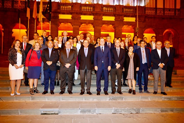 Hidalgo recibe a los miembros de los consejos sociales de las universidades españolas en las Casas Consistoriales