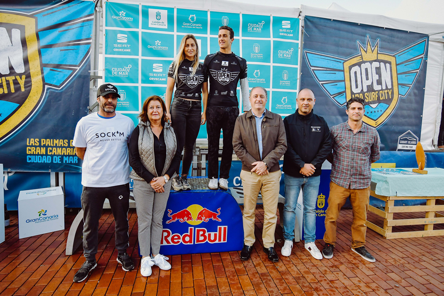 Las Canteras cierra el campeonato de España de surfing y confirma a la ciudad como destino urbano de surf