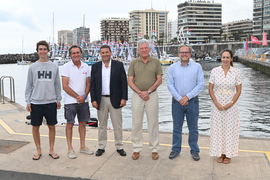 Las Palmas de Gran Canaria se empapa de vela oceánica con la regata Mini-Transat