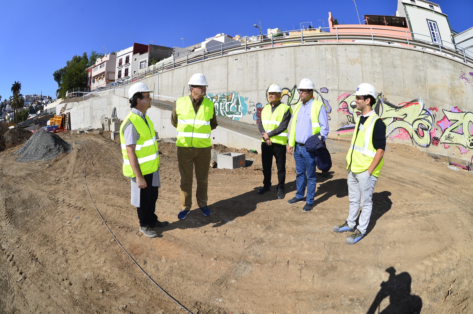Visita del Señor Concejal a las obras de construcción de la zona deportiva en San Nicolás
