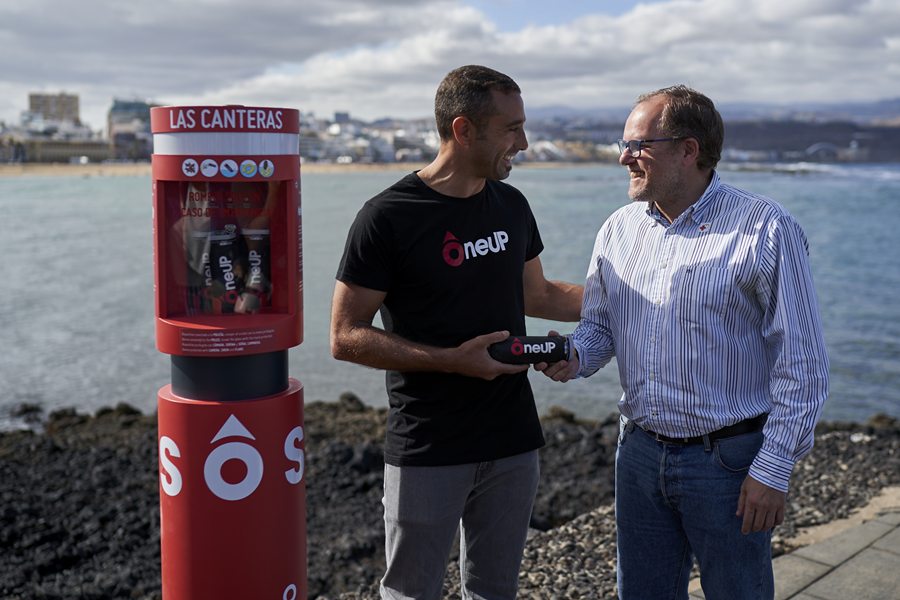 La playa de Las Canteras estrena un innovador sistema autónomo de rescate en el mar