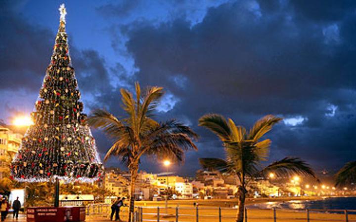 Árbol de navidad en Las Canteras