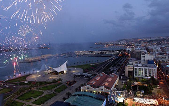 Panorámica del Parque de Santa Catalina al anochecer