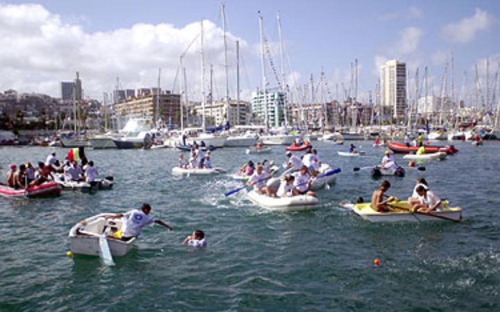 Espectáculo en el muelle deportivo