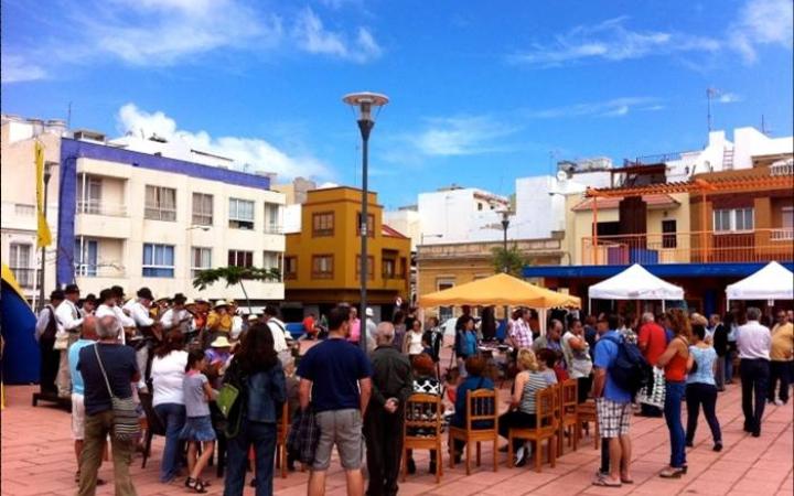 Mercadillo Solidario Isleta