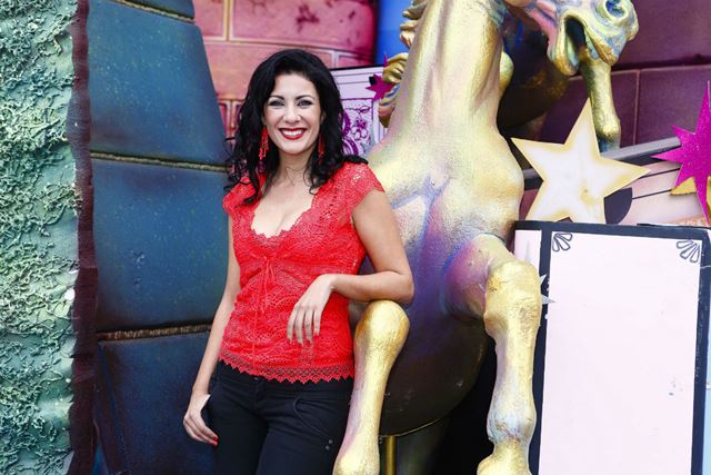 Yanely Hernández