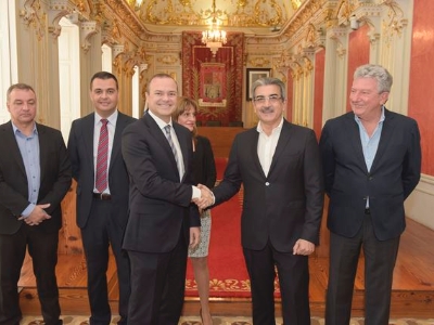 Apoyo del Parlamento a proyectos estructurales 4