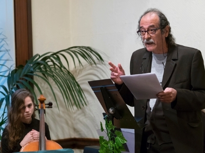 Versos isabelinos_Palacete Rodríguez Quegles 2