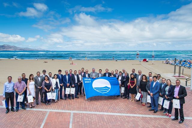 Foto familia Bandera azul 2016