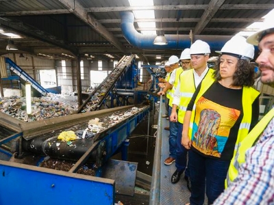Reciclar y evitar la mezcla de residuos en la ciudad 7