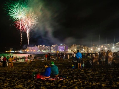 Fuegos artificiales en las Canteras