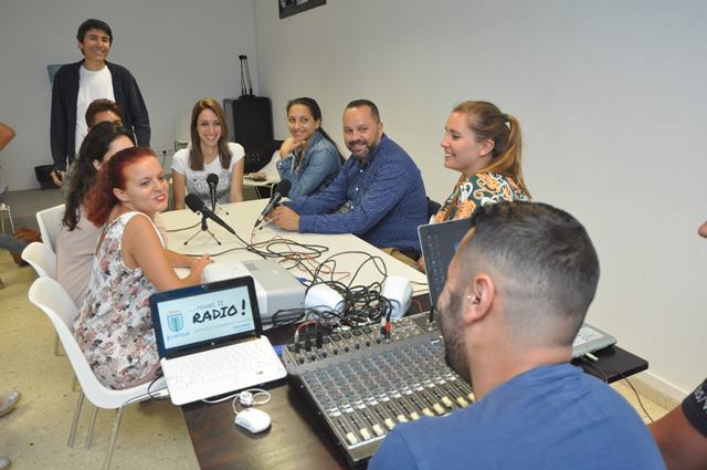 Participantes del taller radio avanzado, junto al Concejal