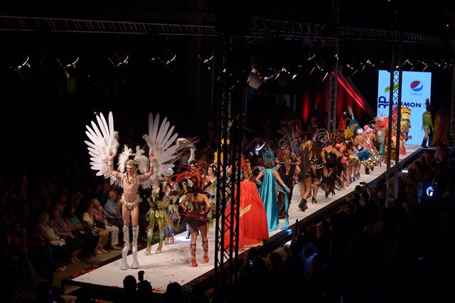 Pasarela Carnaval Fashion World