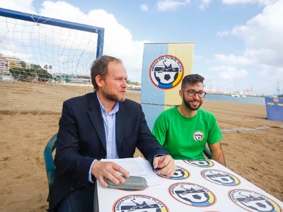 Presentación Campeonato Fútbol Playa Alcaravaneras