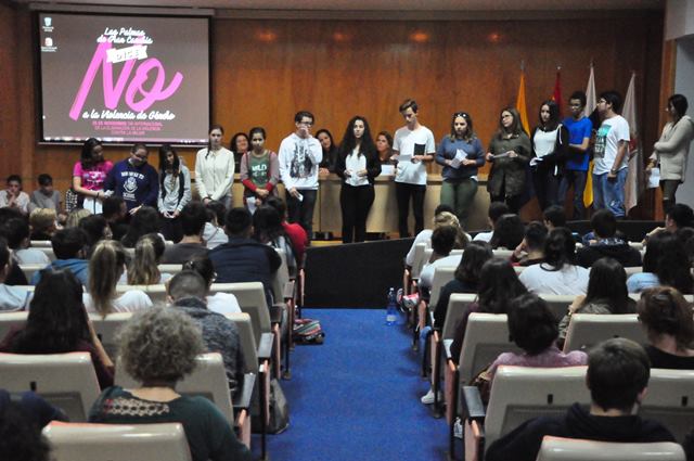 Estudiantes de secundaria en la prevención de la violencia de género 5