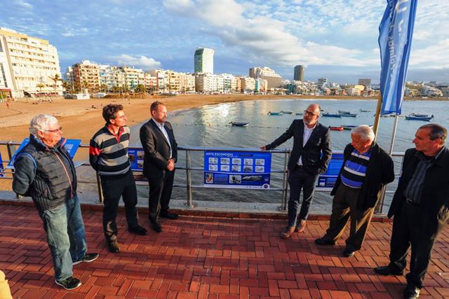 Sendero Las Canteras y El Confital - panel Moby Dick