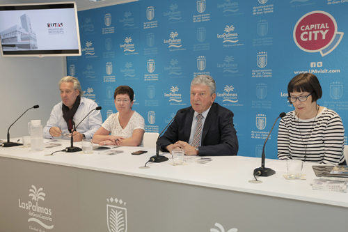 El concejal de Turismo, Pedro Quevedo,  y la Cónsul General de Alemania en Canarias, Judith Metz