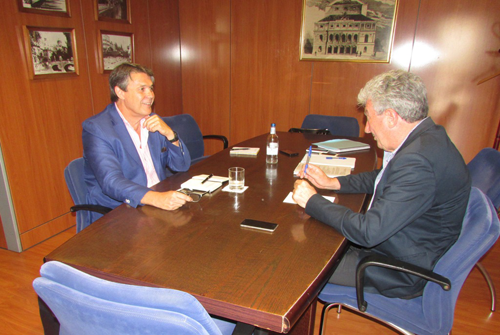 Pedro Quevedo reunído con el director de Estrategia y Operaciones de la empresa Mercasa