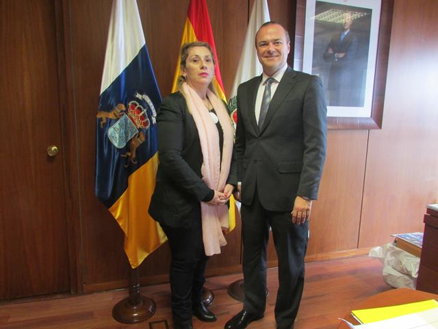 El alcalde con la Asociación Canaria de Víctimas del Terrorismo