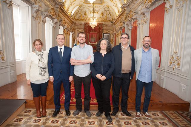 El Alcalde y miembros de la corporación con el eurodiputado Florent Marcellesi