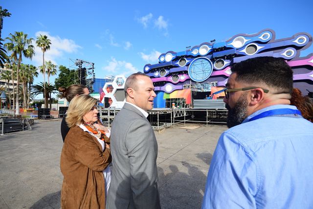Visita del Alcalde al Escenario del Carnaval 3