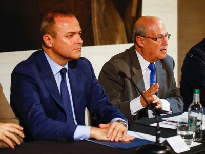 Presentación del libro de José Segura sobre inmigración irregular en las islas 5
