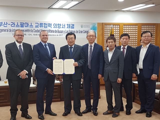 Hidalgo y el alcalde de Busan firman un acuerdo de cooperación