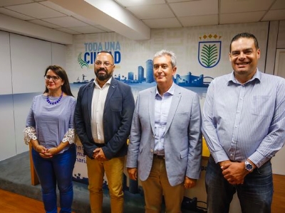 Mayor implicación en política social 3