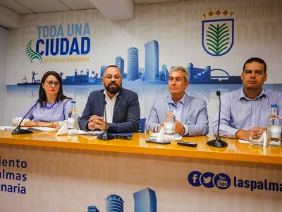 Mayor implicación en política social 4