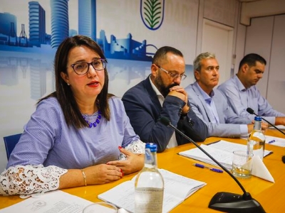 Mayor implicación en política social 5