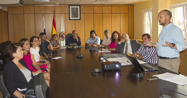 Reunión de SAGULPA VECINOS y COMERCIANTES del DISTRITO CENTRO para tratar el aparcamiento de SAN BERNARDO