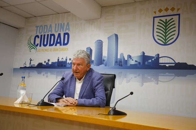 Pedro Quevedo informa sobre el Hotel Santa Catalina