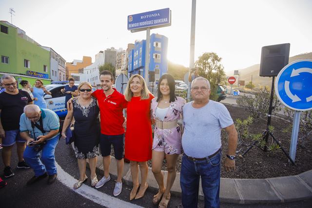 El Ayuntamiento reconoce la figura de un vecino del barrio de Pedro Hidalgo poniéndole su nombre a una rotonda 3