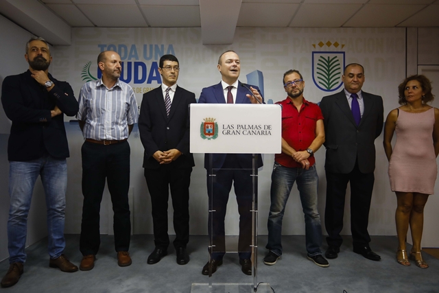 El Gobierno municipal y los sindicatos  aprueban la primera RPT consensuada de la historia del Ayuntamiento 2