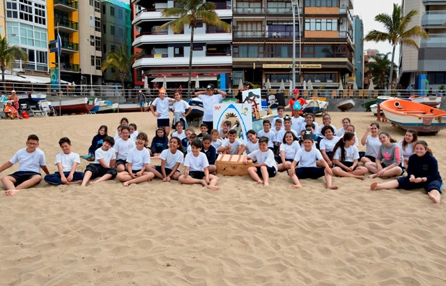Ciudad de Mar sensibiliza a los escolares de la capital sobre el cuidado ambiental de las playas