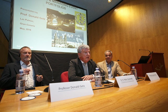 Conferencia Donald Getz
