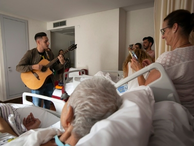 El TEMUDAS y Hospitales San Roque muestran su cara más solidaria llevando el festival hasta las personas que no lo pueden disfrutar in situ 2