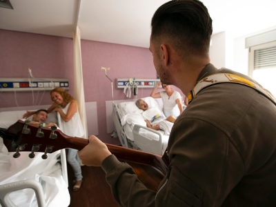 El TEMUDAS y Hospitales San Roque muestran su cara más solidaria llevando el festival hasta las personas que no lo pueden disfrutar in situ 4