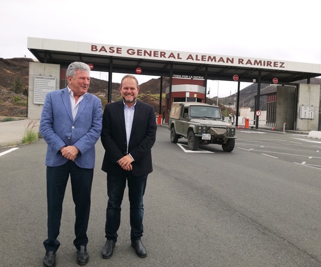 Reunión Base Militar La Isleta  Pedro Quevedo y José Eduardo Ramírez