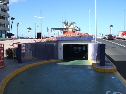 Parking carvajal entrada