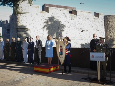 La ciudad celebra el 423 aniversario de la Batalla de la Naval con un homenaje a los artilleros que repelieron el ataque 3