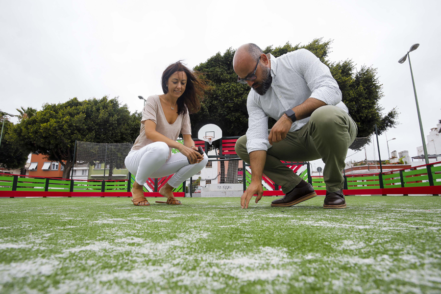 El Ayuntamiento concluye la renovación de la pista deportiva de Tafira Baja