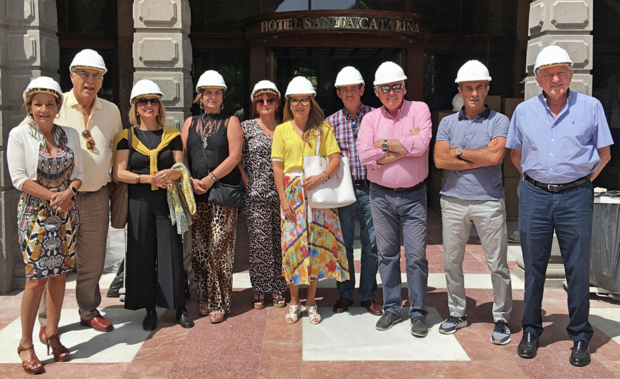 El consejo de administración de la sociedad Hotel Santa Catalina visita las obras de renovación del Hotel