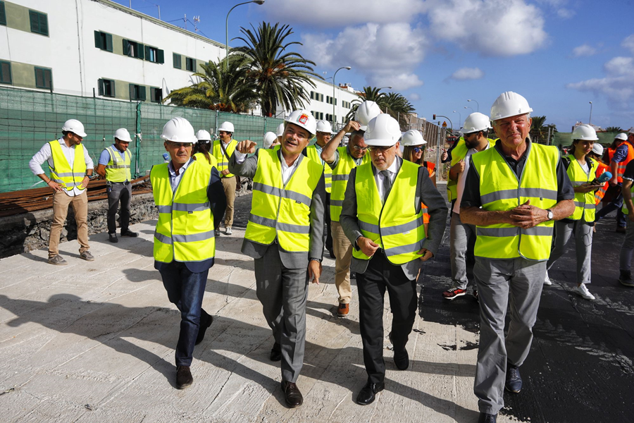 El Ayuntamiento avanza las obras de la MetroGuagua en el tramo del paseo Blas Cabrera Felipe
