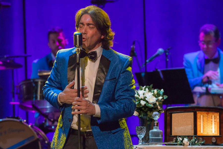 José Manuel Ramos canta a Machín en la reapertura del ciclo Musicando